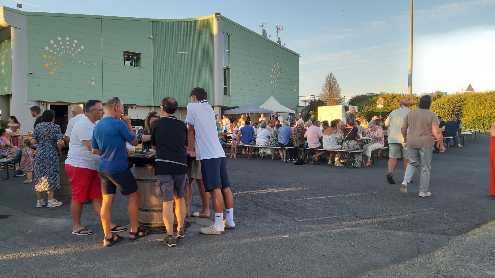 Le Comité des fêtes de Sainte-Féréole a concocté une nouvelle fois une très belle soirée estivale dans la tradition des feux de la Saint-Jean.