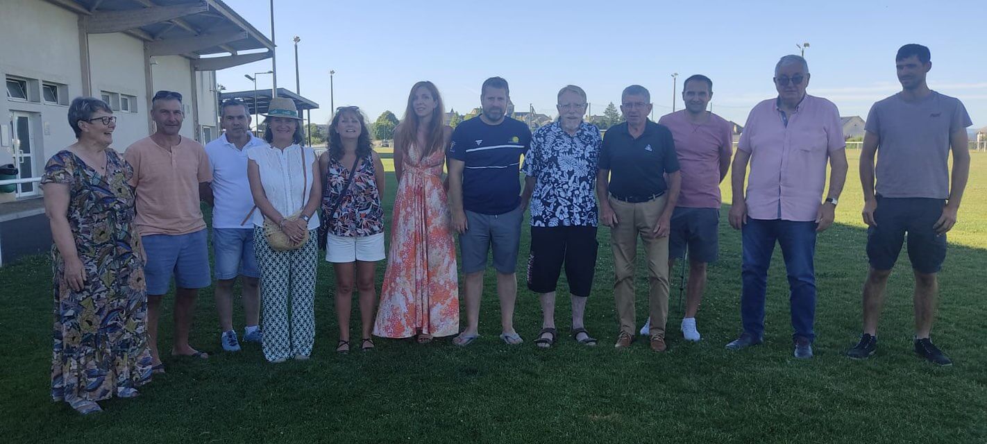 Organisé par le Tennis Club Saintete-Féréole, le tournoi affichait un bilan très positif ce week-end avec des inscrits venus de toute la Corrèze et de bons résultats pour le club sur les deux tableaux féminins et masculins.