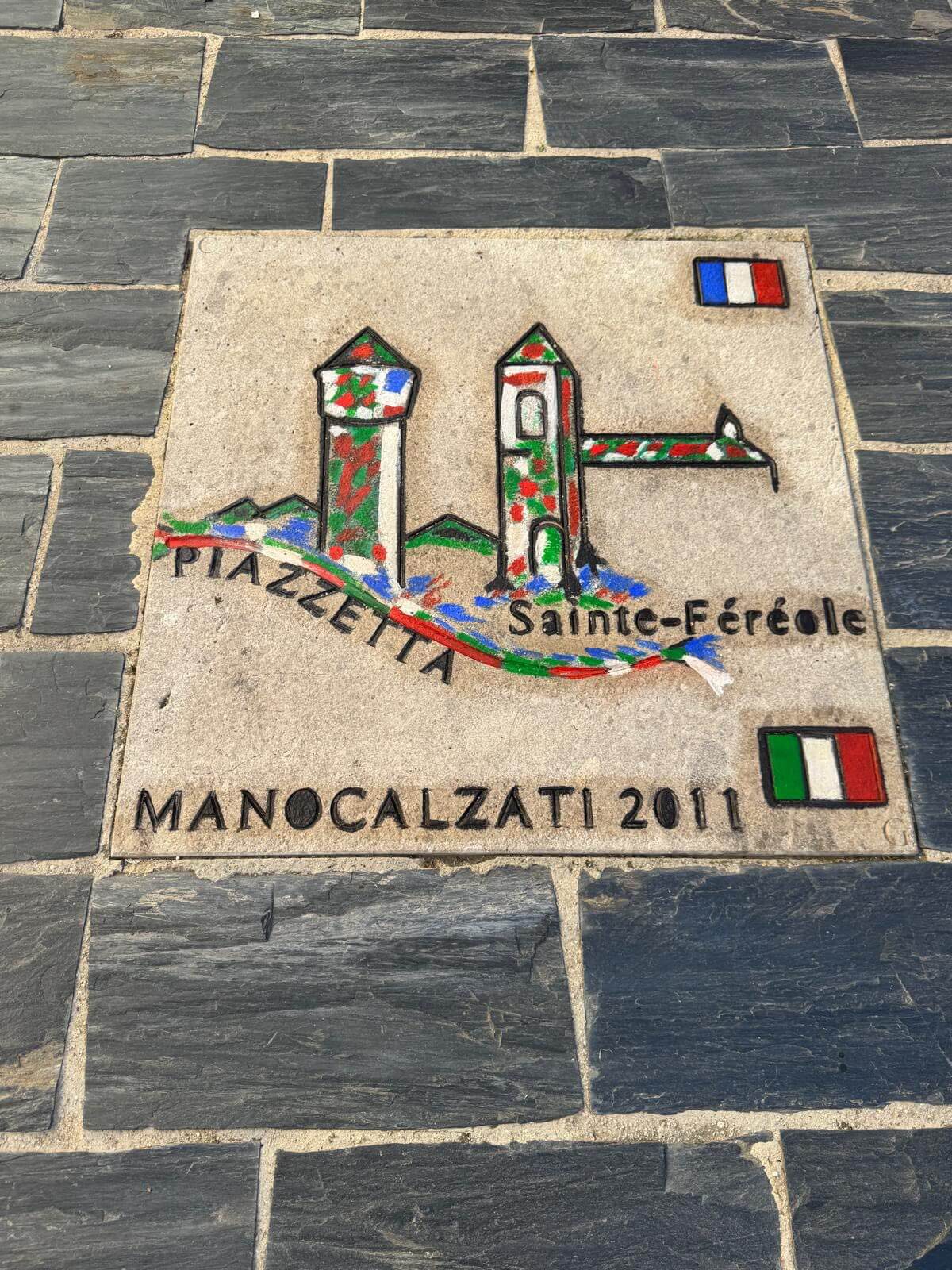 Retour en images sur la réception organisée ce samedi après-midi et soir par la mairie de MANOCALZATI, commune italienne jumelée avec la mairie de Sainte-Féréole, en l’honneur du groupe en voyage à Manocalzati, en Italie du Sud, près de Naples et de la côte amalfitaine !