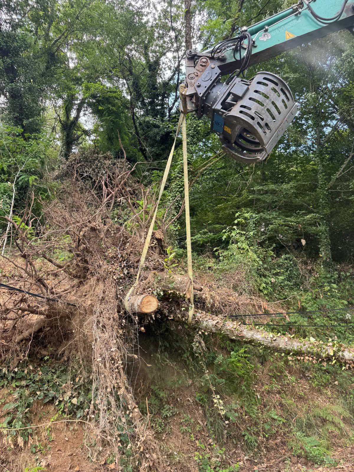 Nettoyage des fossés après les violents orages du mercredi 25 juin