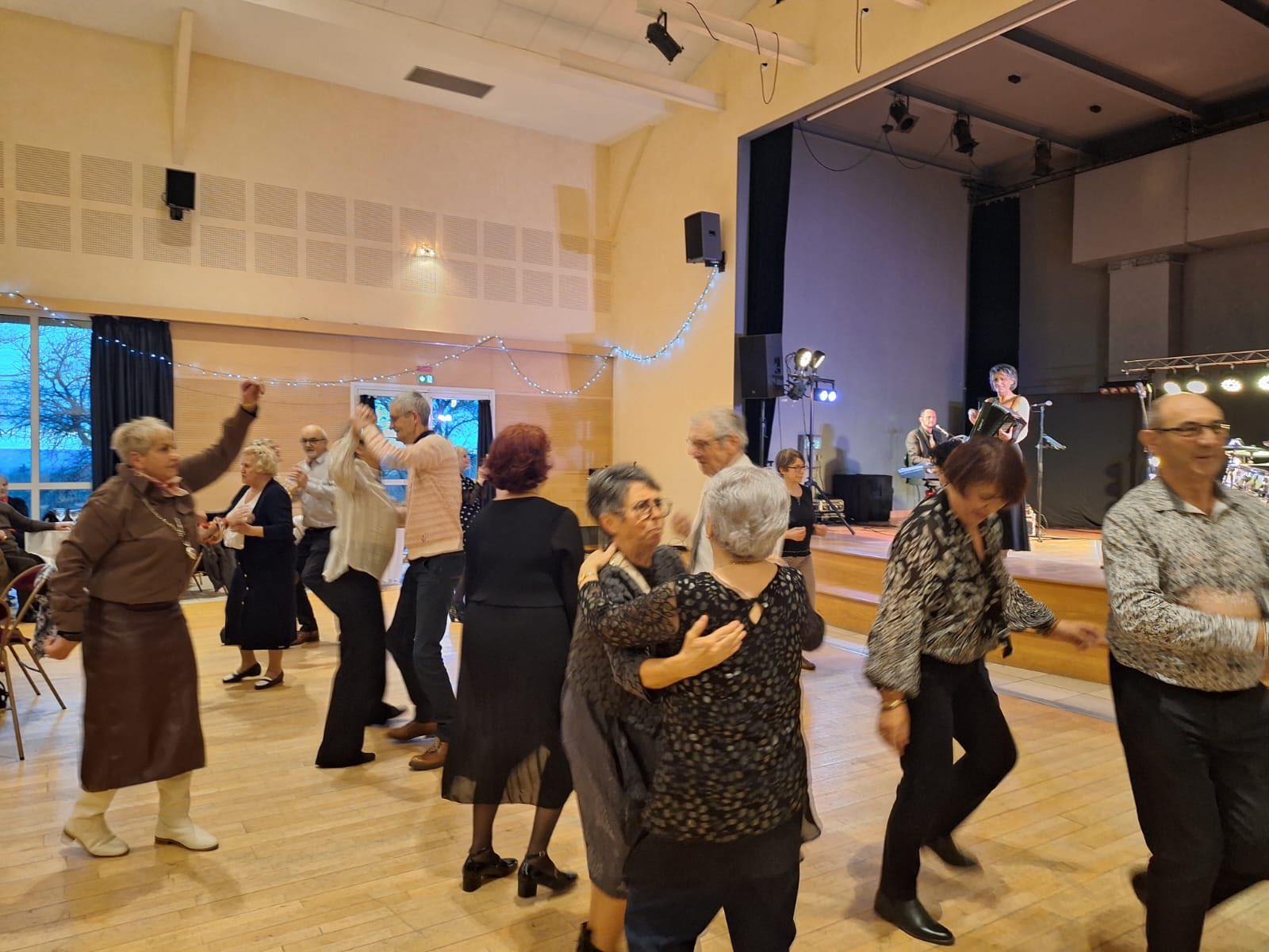 Cette journée du repas des ainés 2026 fut particulièrement chargée en émotion, en particulier pour Monsieur Henri Soulier, maire de la commune depuis 31 ans, qui prononçait son traditionnel et dernier discours officiel, marquant traditionnellement toujours les esprits et traçant toujours la ligne politique de la commune pour l'année à venir.
